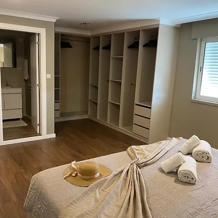 A Casa Do Chapeu De Palha * Setubal