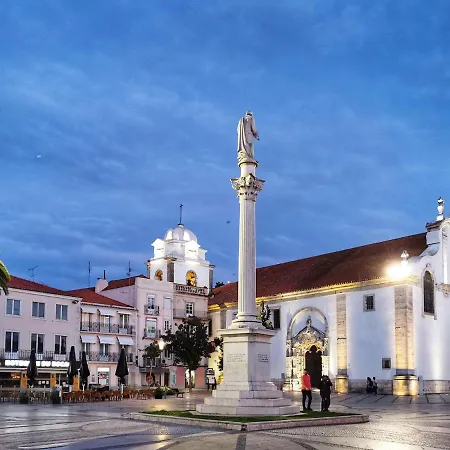A Casa Do Chapeu De Palha * Setubal